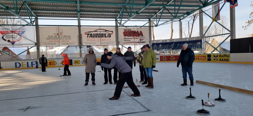 Rokiškio „Rotary“ beveik tradicija – bavariško akmenslydžio turnyras 