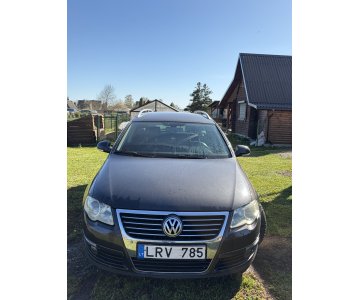 „VW Passat“