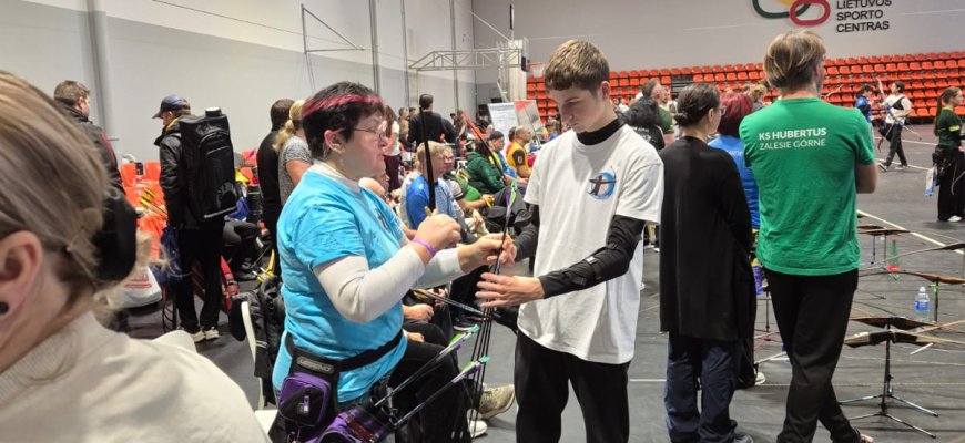 Iš šaudyklos - į lankininkų areną: drąsus debiutas tarptautiniame turnyre