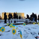 Trečiosios karo Ukrainoje metinės: mininčių vis mažėja, palaikančių – ne (foto)