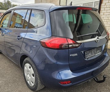 „Opel Zafira C“ 