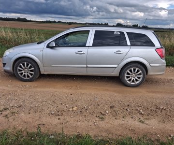 „Opel Astra“