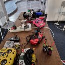 Sekmadienis ore – „Mokslo klube“ įvyko pirmosios dronų „mažylių“ varžybos (foto)