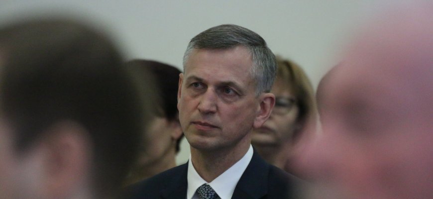 Nuo birželio vakcina nuo covid-19 – kiekvienam norinčiajam: ar pakaks pajėgumų?