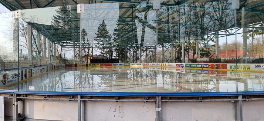 Lapkričio 19 d. startuoja masiniai čiuožimai Rokiškio ledo arenoje