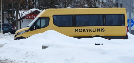 Savivaldybėms bus perduota beveik dvidešimt geltonųjų autobusiukų moksleivių pavėžėjimui - vieną gaus ir Rokiškis
