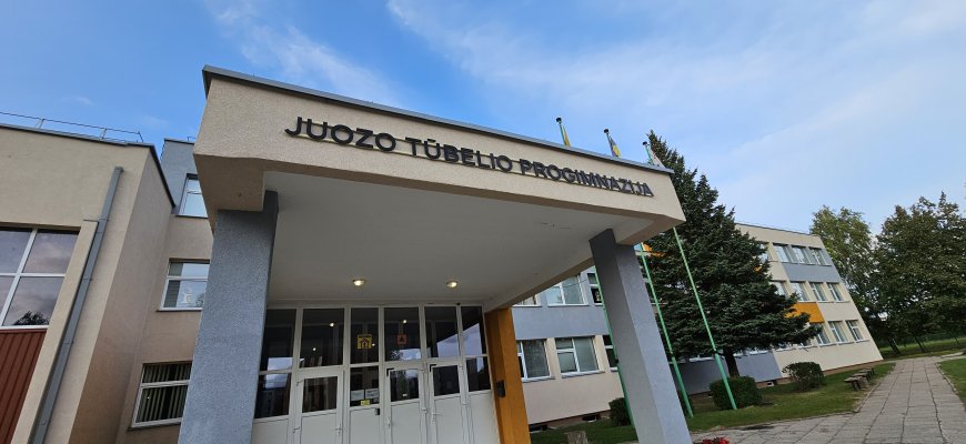 Dvi Rokiškio mokyklos mokslo metus pradės tęsiant remonto darbus