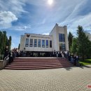 Rajono abiturientams skamba Paskutinis mokyklų skambutis: vakar šventė romuviečiai (foto+video)