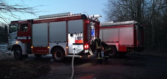 Gesino dūmtraukį ir krūvą šiukšlių