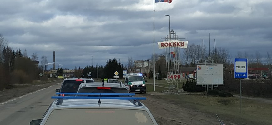 Pareigūnai primena - prie ženklo „STOP KONTROLĖ“ sustoti būtina!