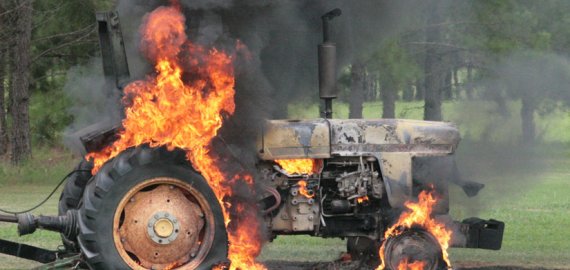 Priešgaisrinė tarnyba savaitgalį dirbo 