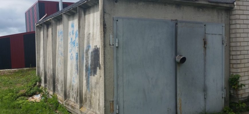 Kavoliškio kaimo gyventojas rado nusiaubtą nuosavą garažą