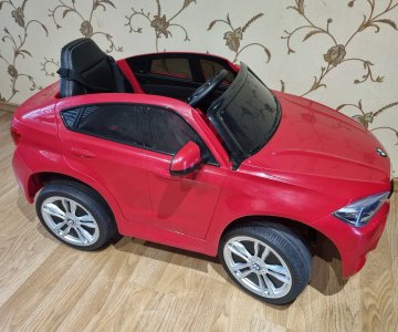 Vaikiškas elektromobilis „BMW X6M“